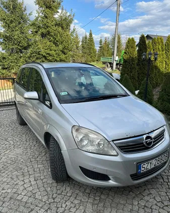 samochody osobowe Opel Zafira cena 7000 przebieg: 253000, rok produkcji 2008 z Wasilków